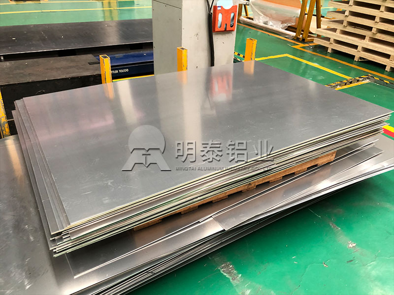 酒瓶蓋用8011鋁箔_3105鋁板廠家提供原廠質保